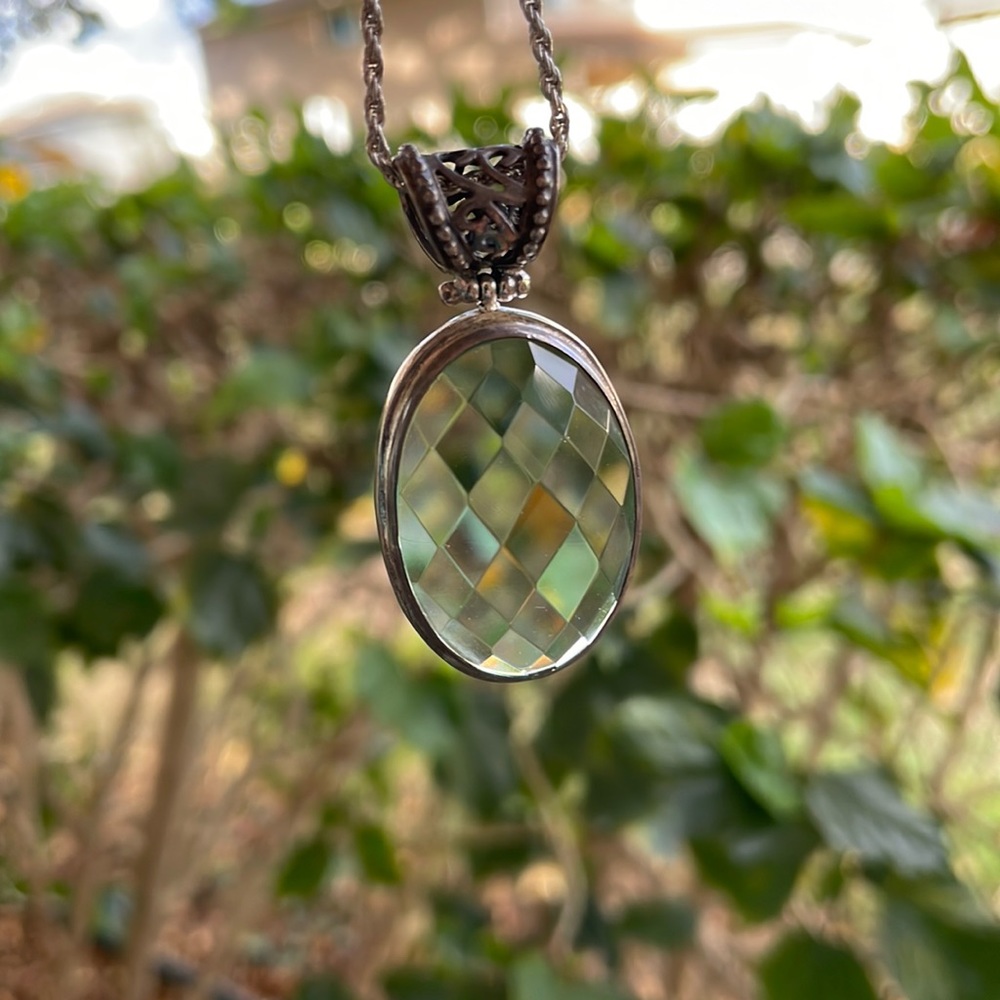 ✨SOLD✨925 Crystal Pendant with Silver Chain